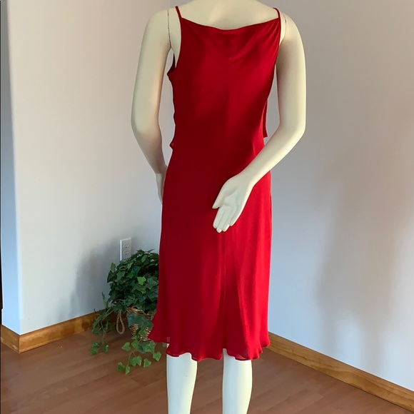 โค๏ธ Very flattening dress ๐ + free gift ๐ - Picture 4 of 8